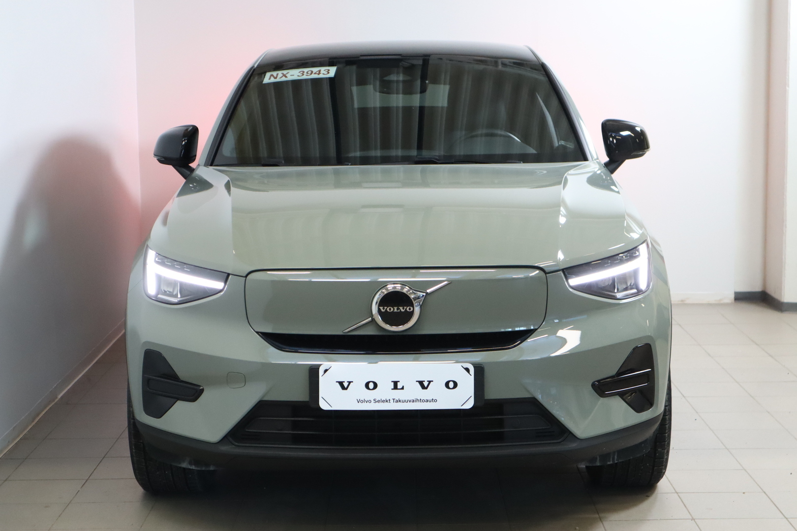 VOLVO C40 2024