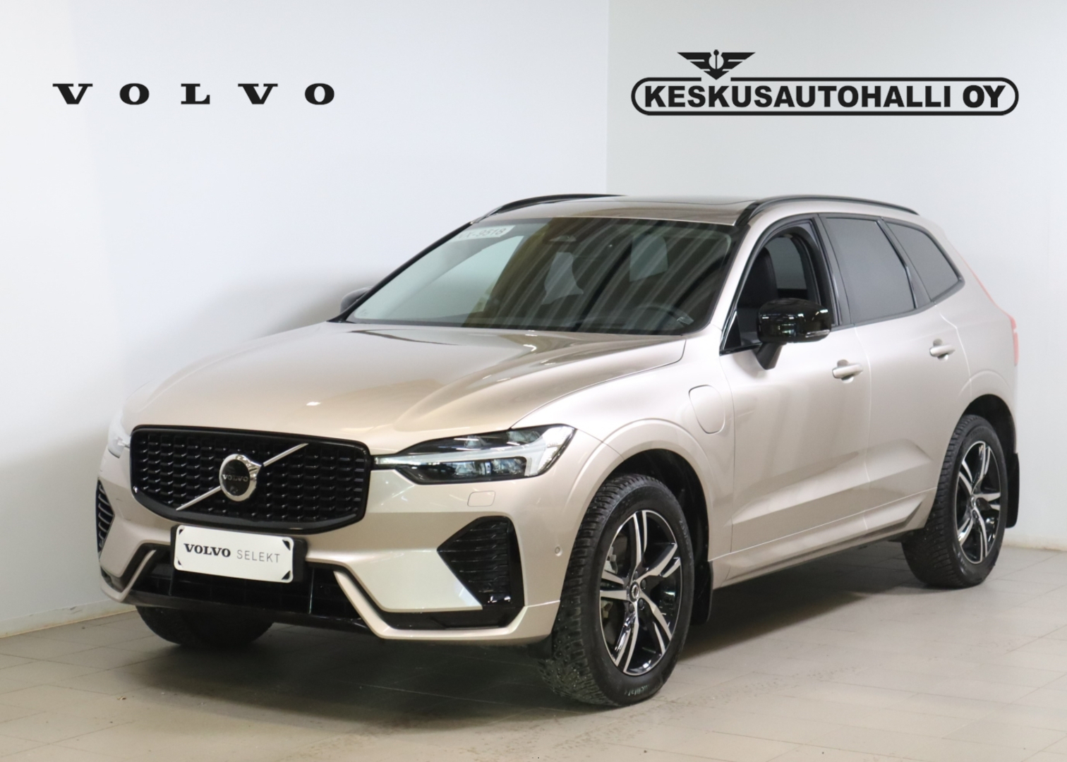 VOLVO XC60 2025