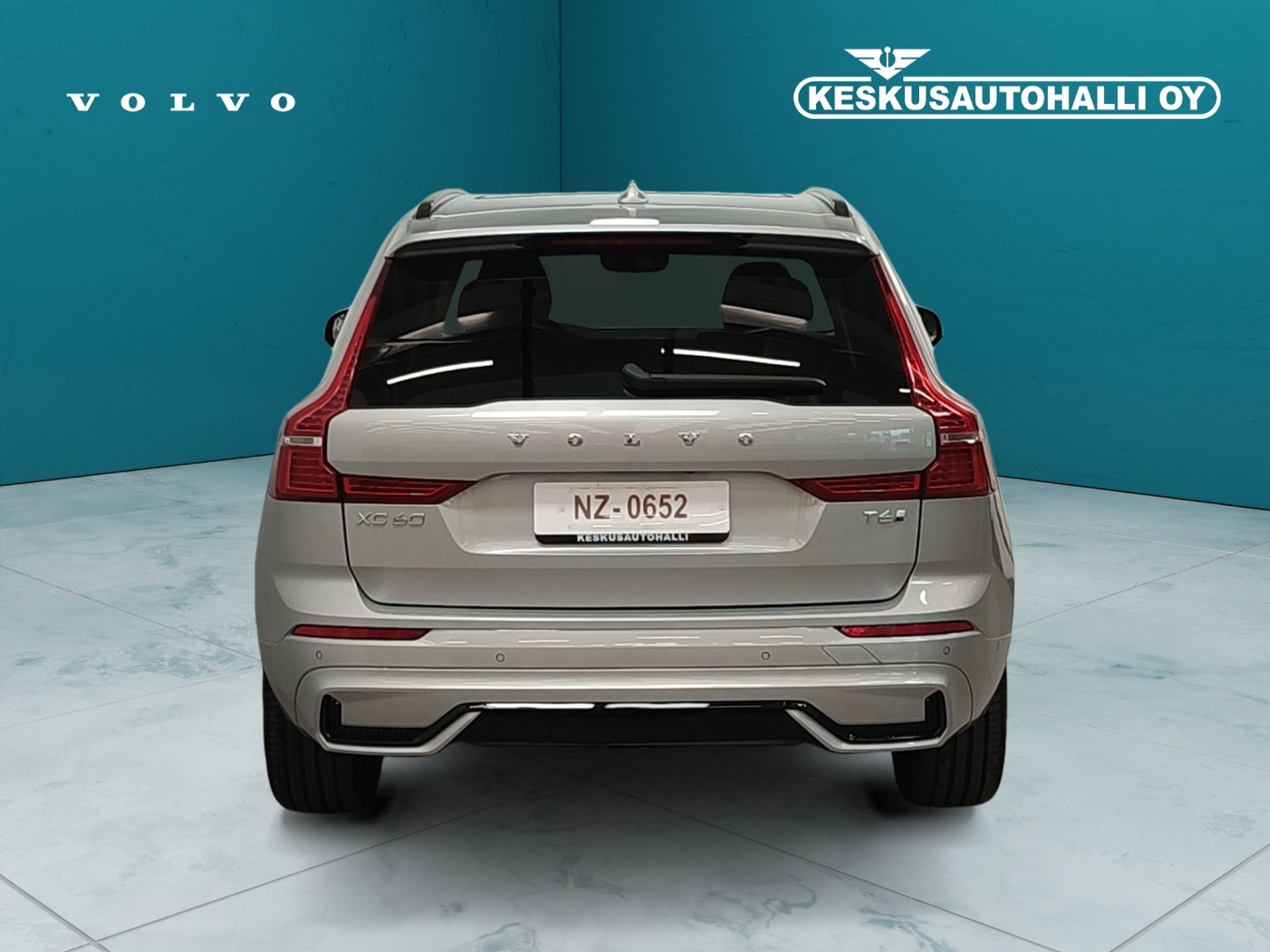 VOLVO XC60 2025