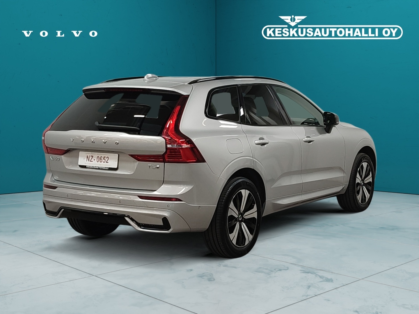 VOLVO XC60 2025