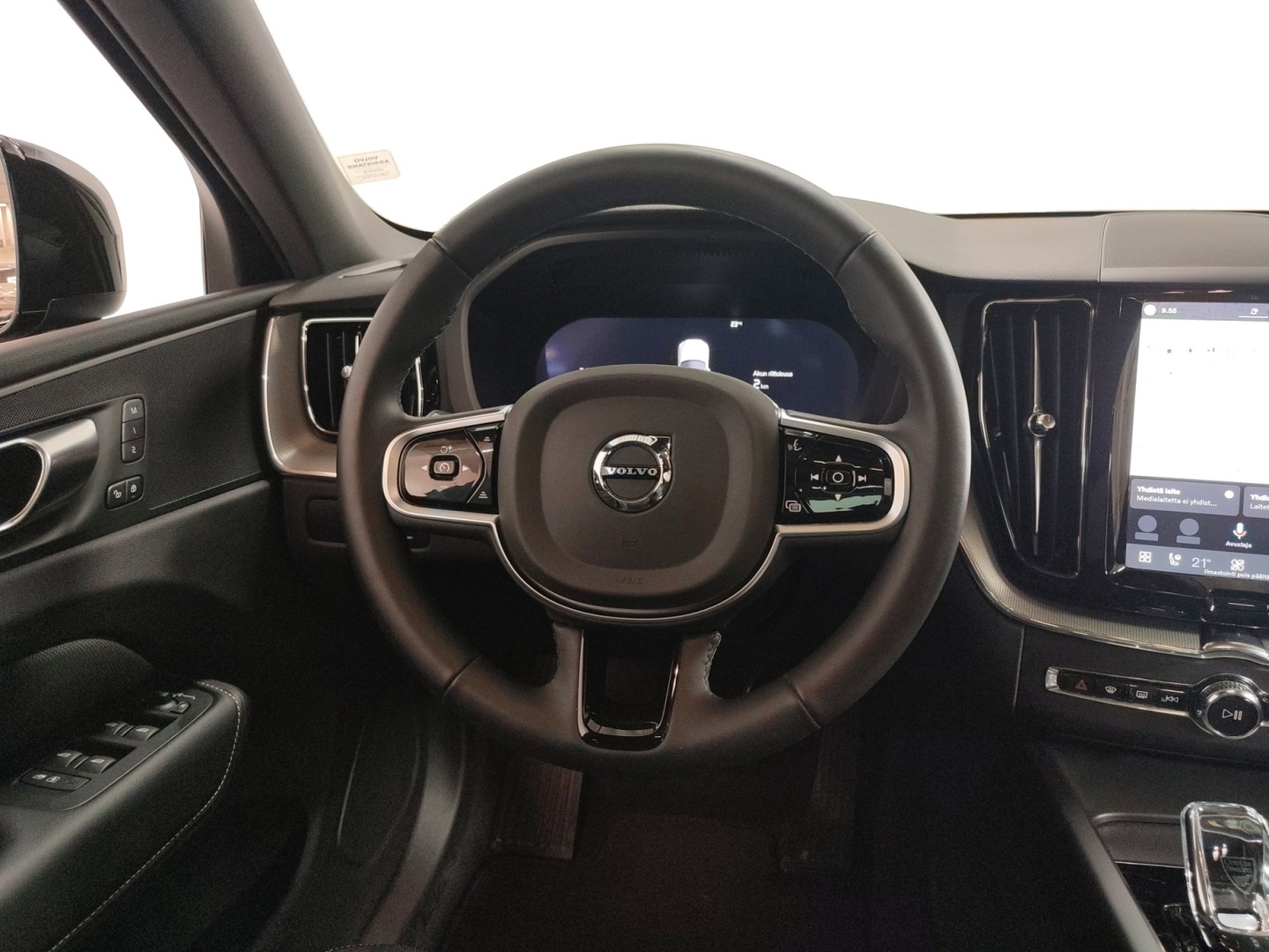 VOLVO XC60 2025
