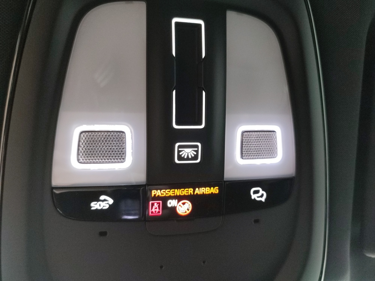 VOLVO XC60 2025