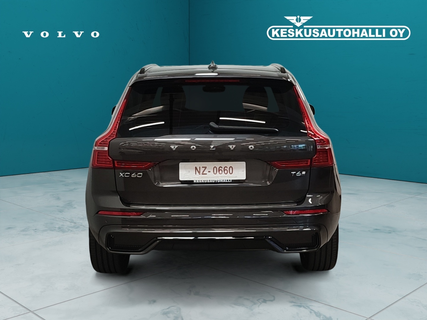 VOLVO XC60 2025