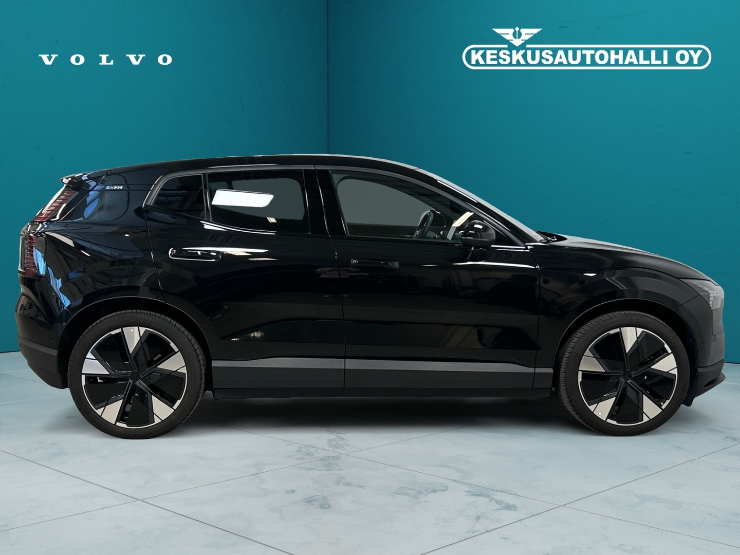 VOLVO EX30 2025