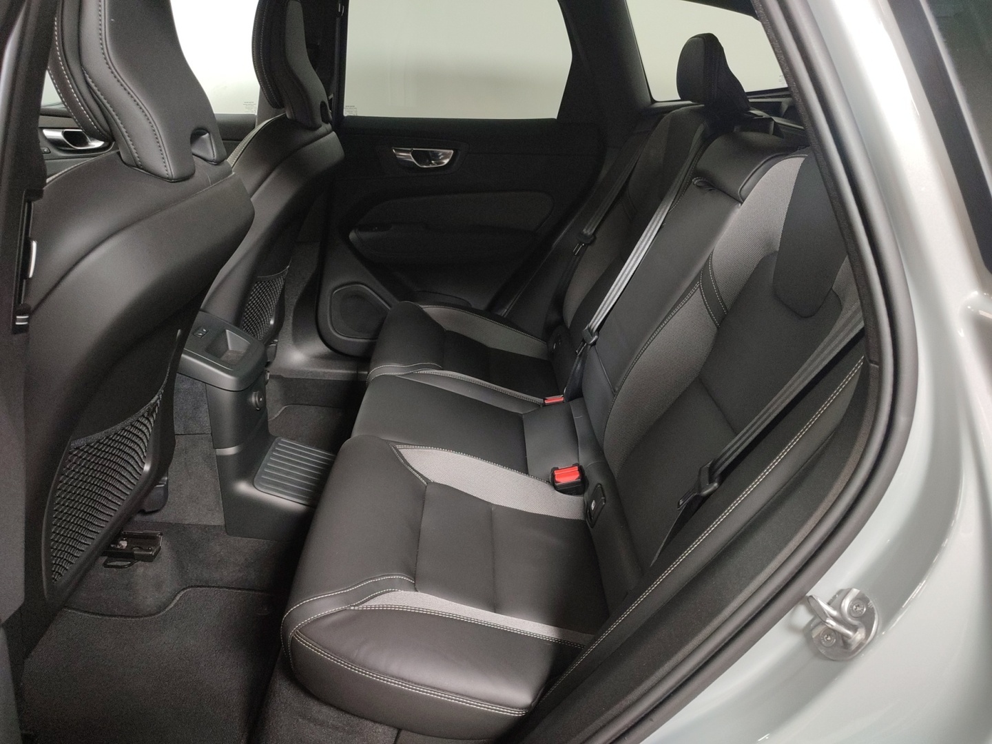 VOLVO XC60 2026