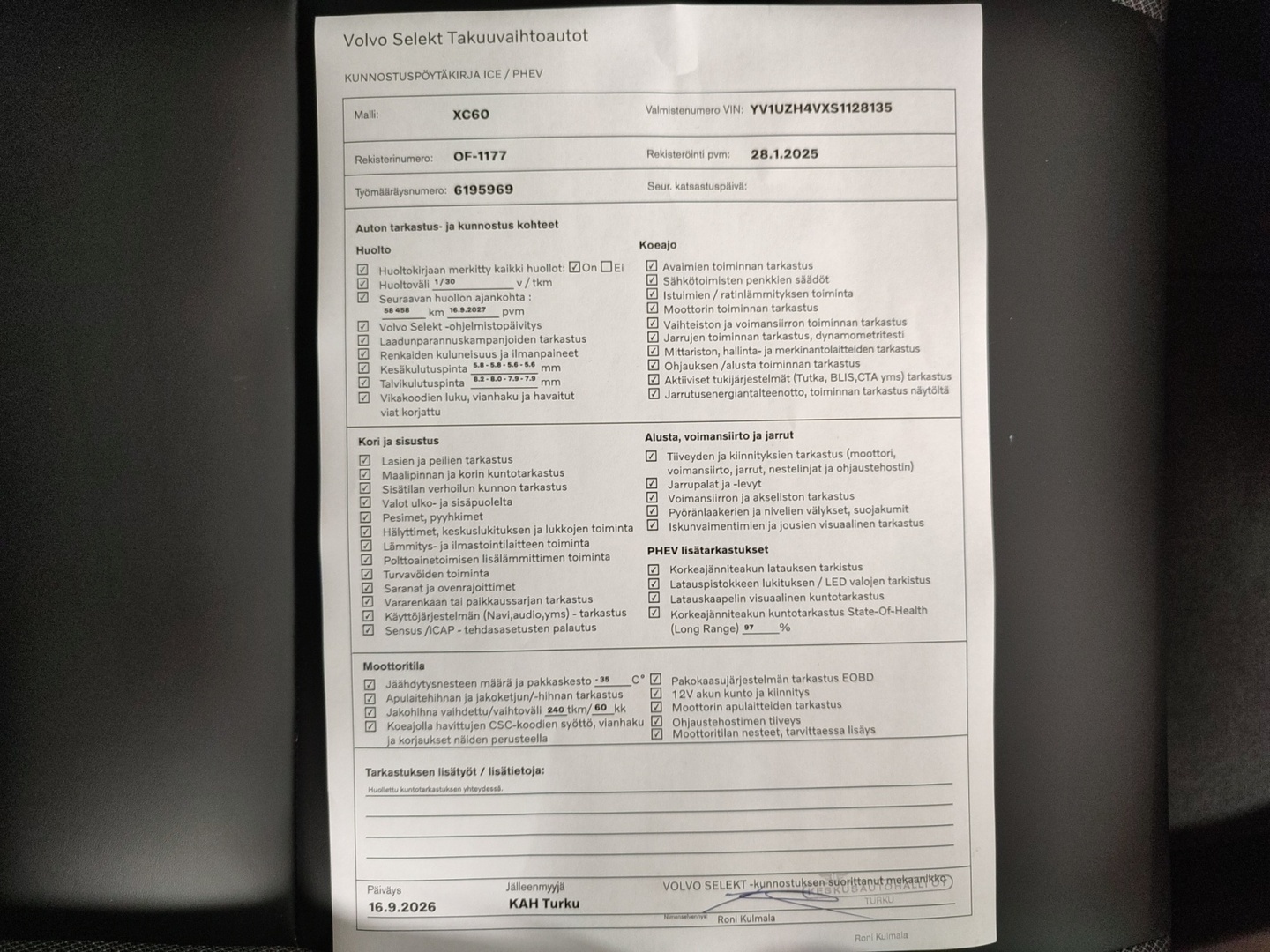 VOLVO XC60 2025