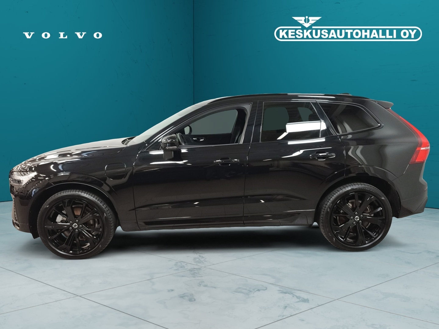 VOLVO XC60 2025
