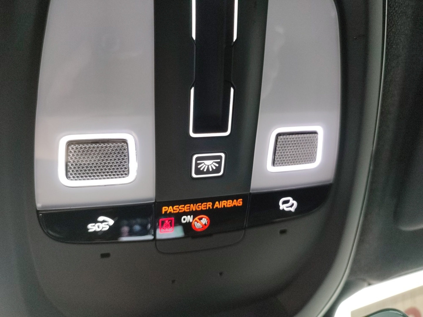 VOLVO EX40 20