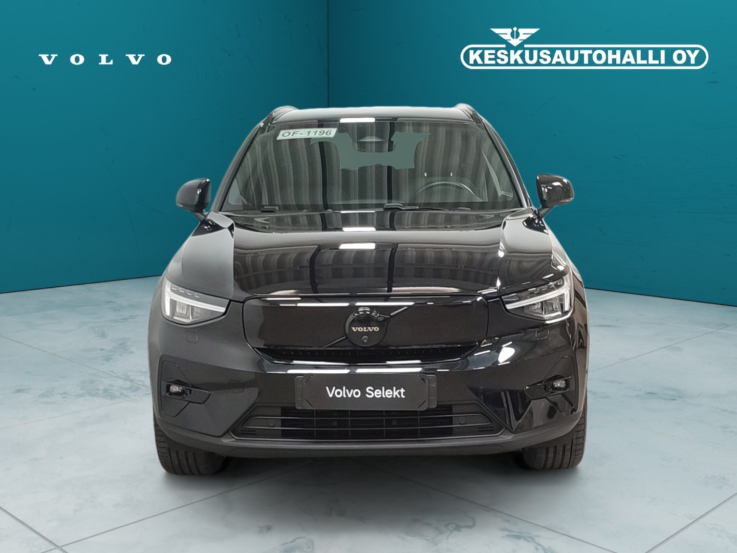 VOLVO EX40 2025