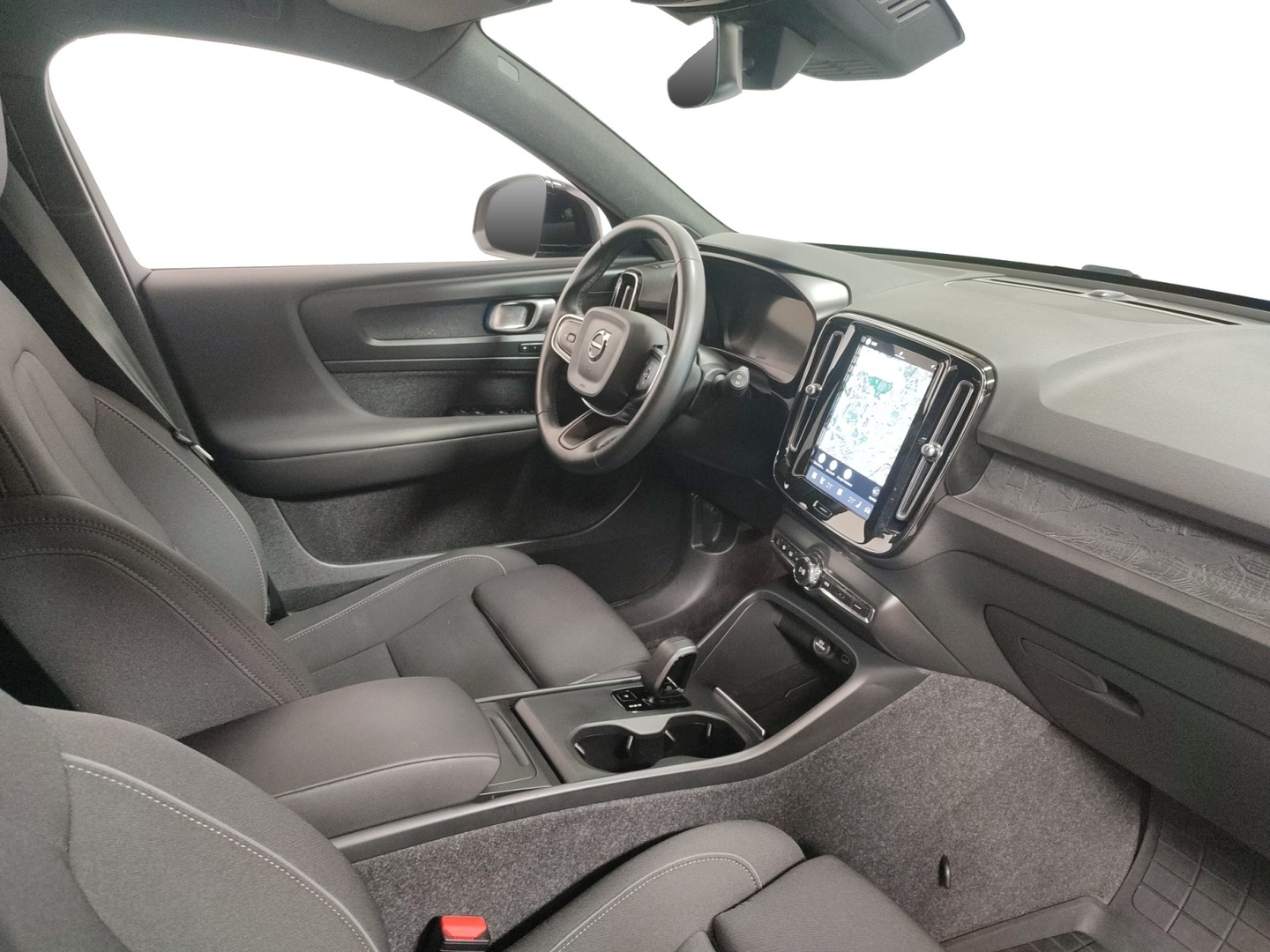 VOLVO EX40 2025