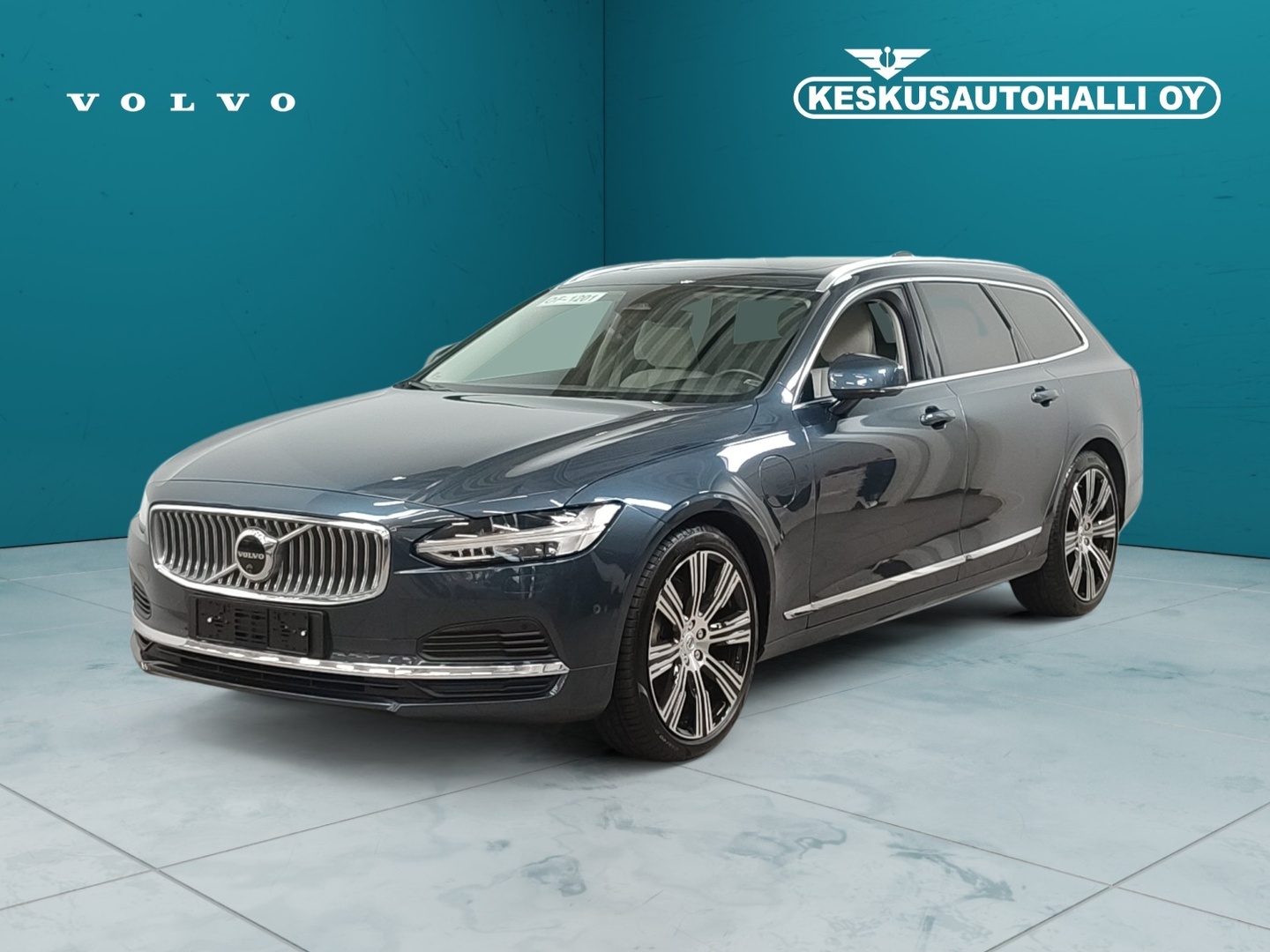 VOLVO V90 2025