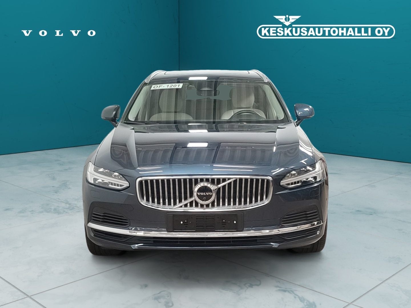 VOLVO V90 2025