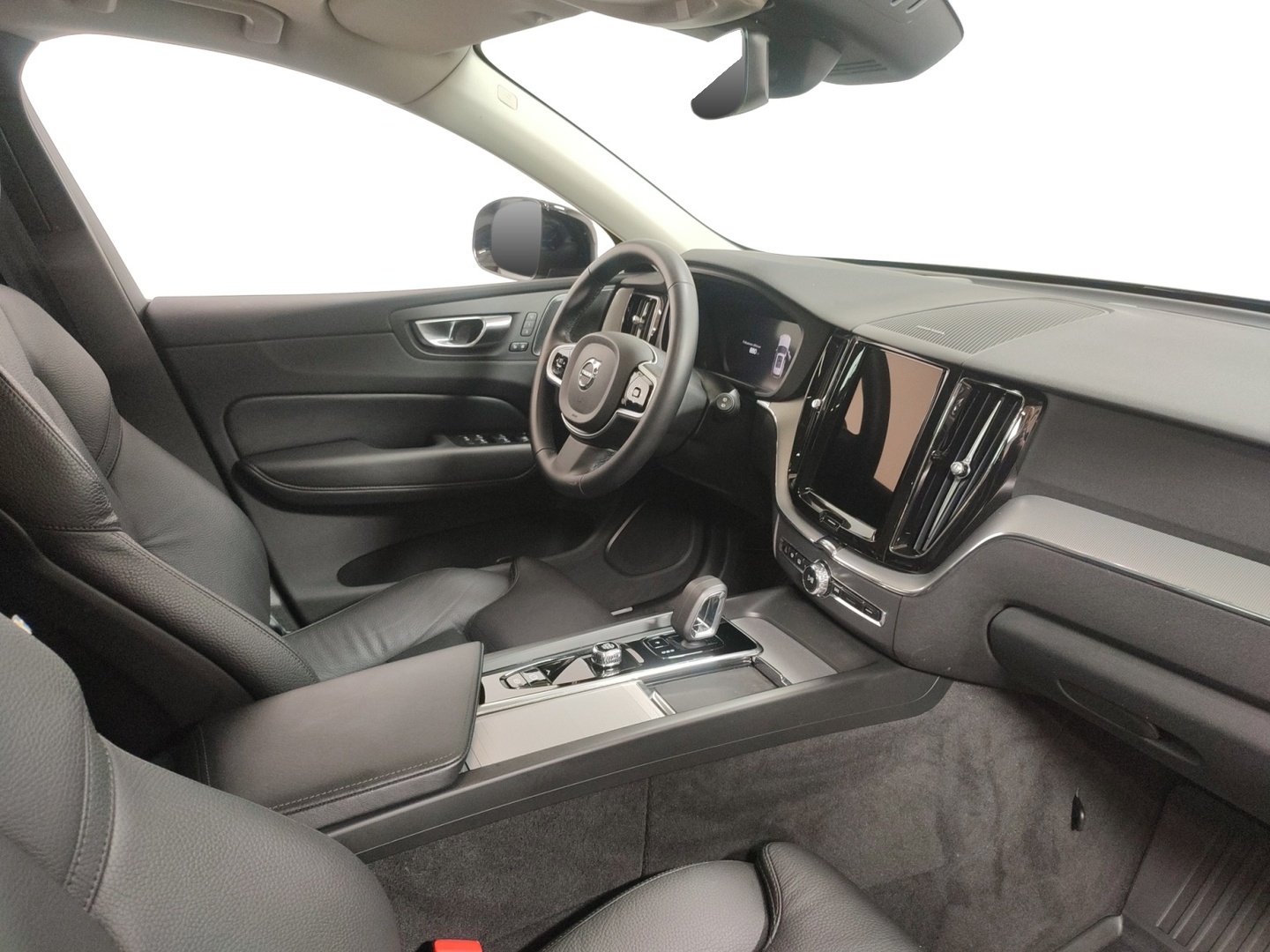 VOLVO XC60 2025