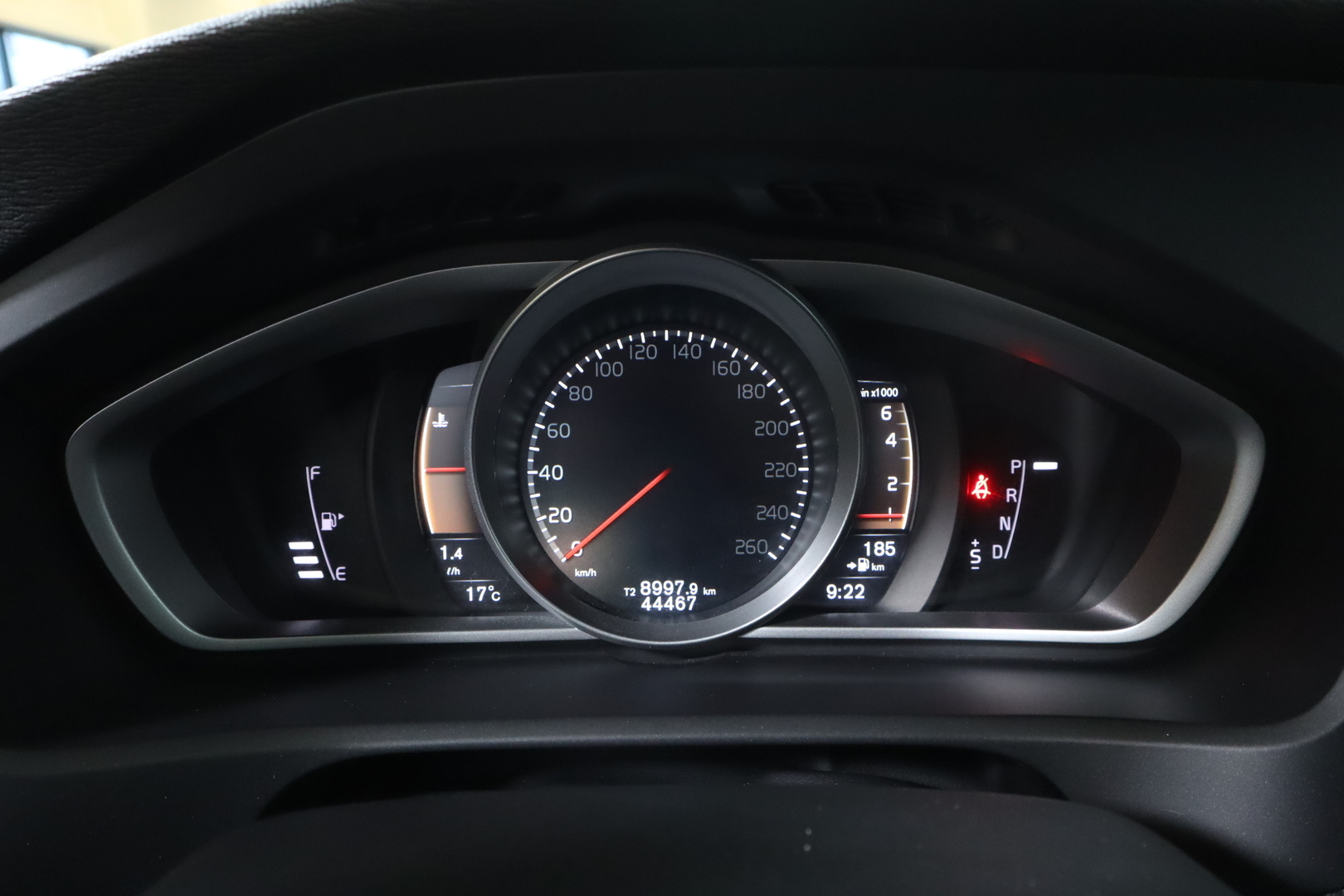 VOLVO V40 Cross Country 2017