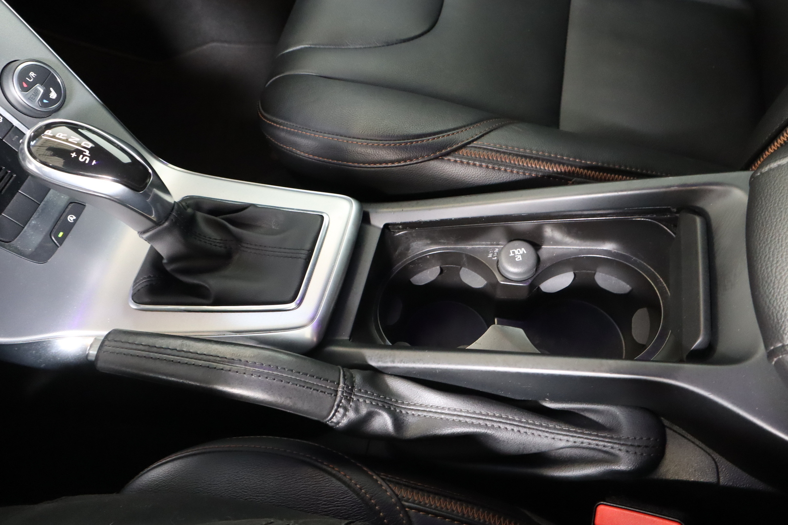 VOLVO V40 Cross Country 2017