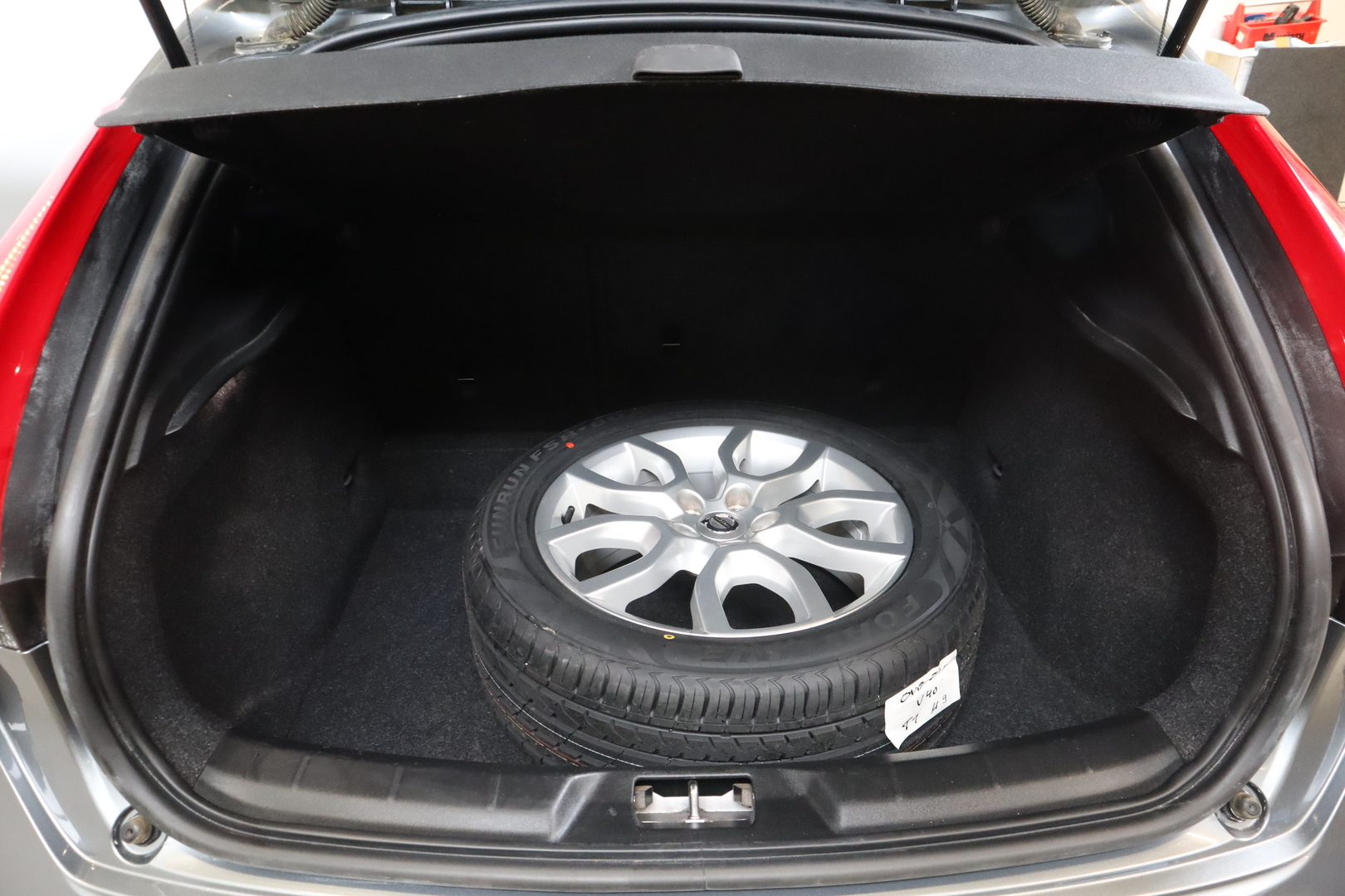 VOLVO V40 Cross Country 2017