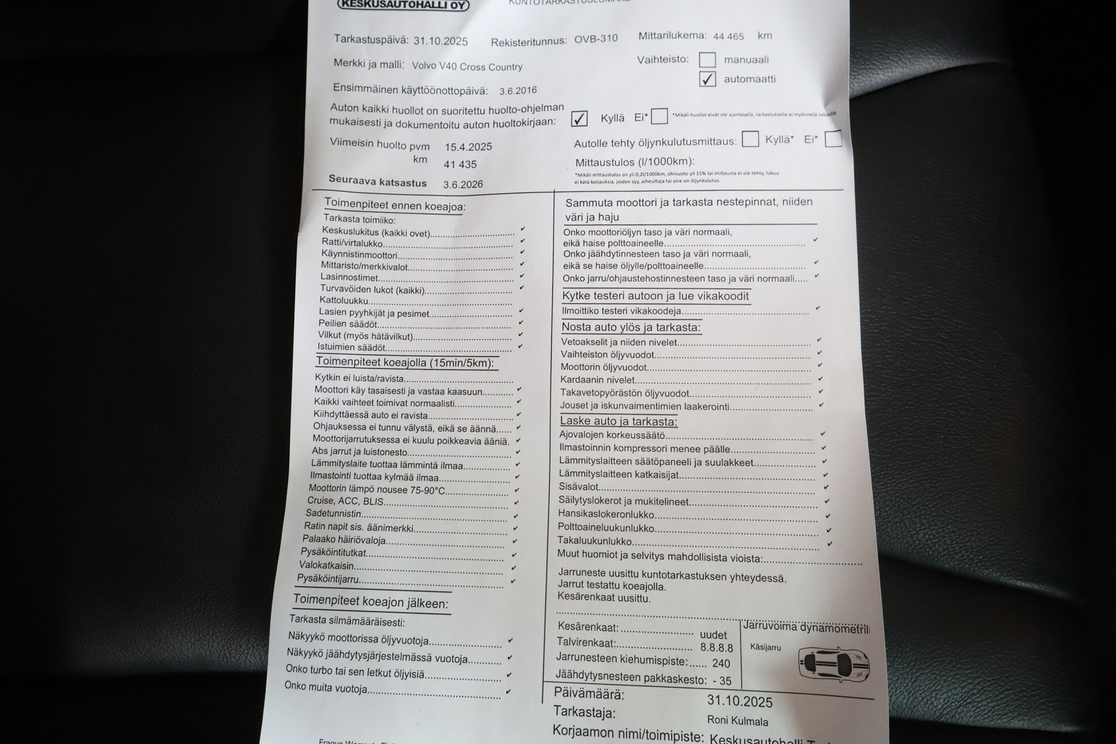 VOLVO V40 Cross Country 2017