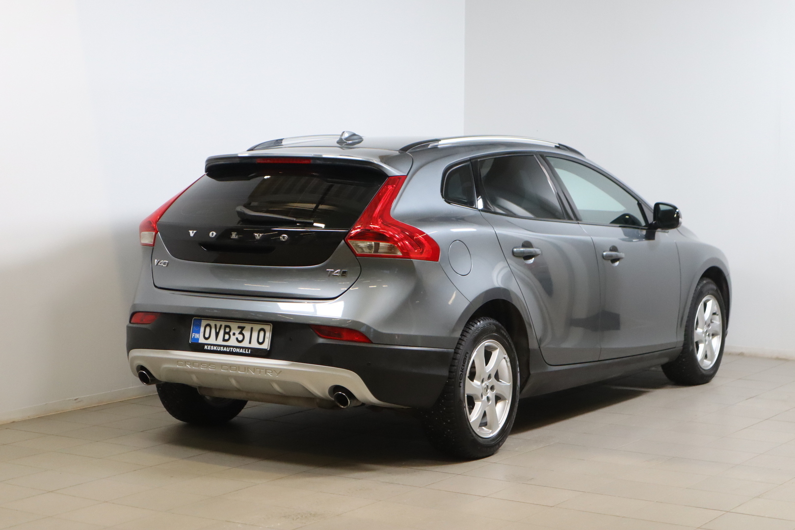 VOLVO V40 Cross Country 2017
