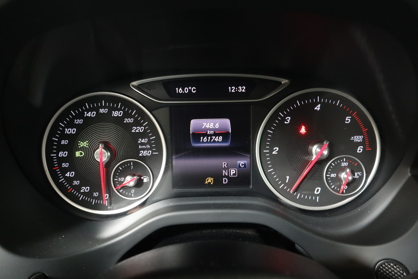 MERCEDES-BENZ A 2017