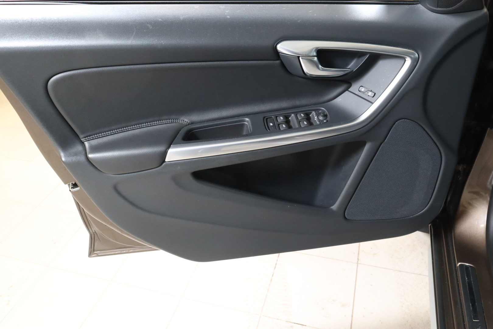 VOLVO V60 Cross Country 2018