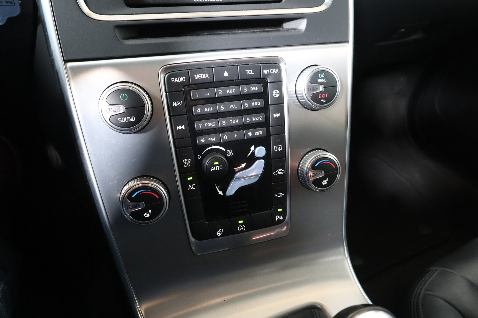 VOLVO V60 Cross Country 2018