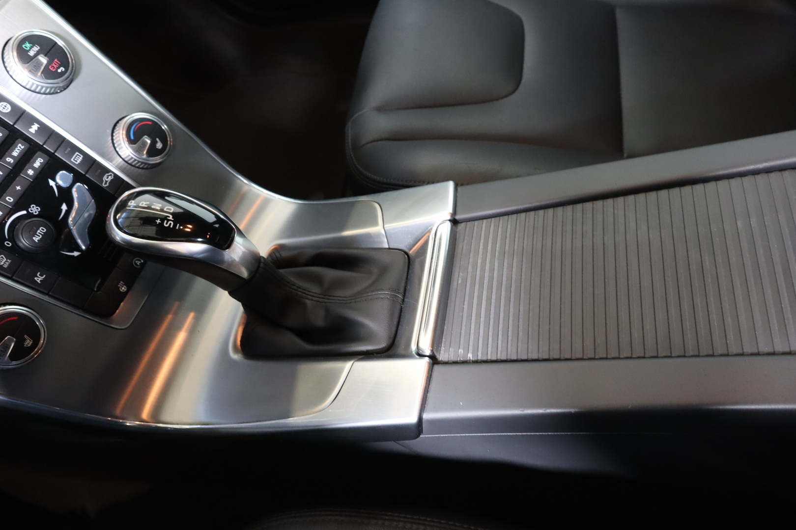 VOLVO V60 Cross Country 2018