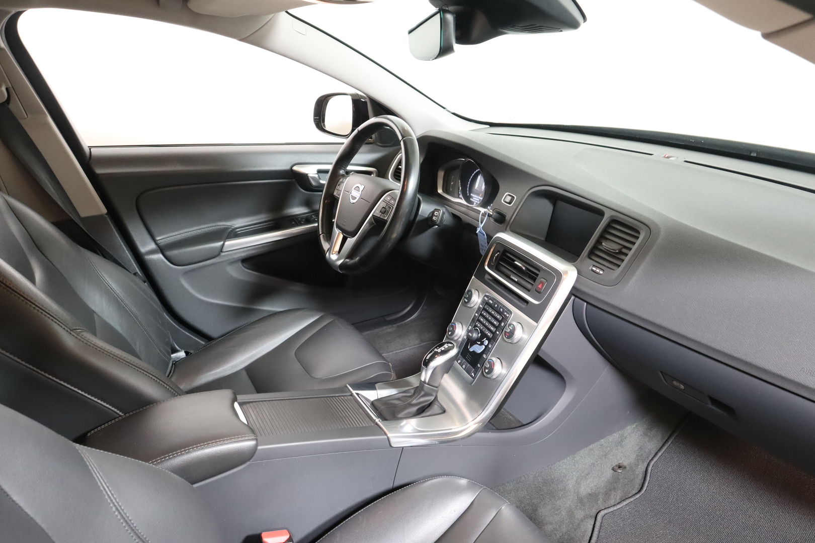 VOLVO V60 Cross Country 2018