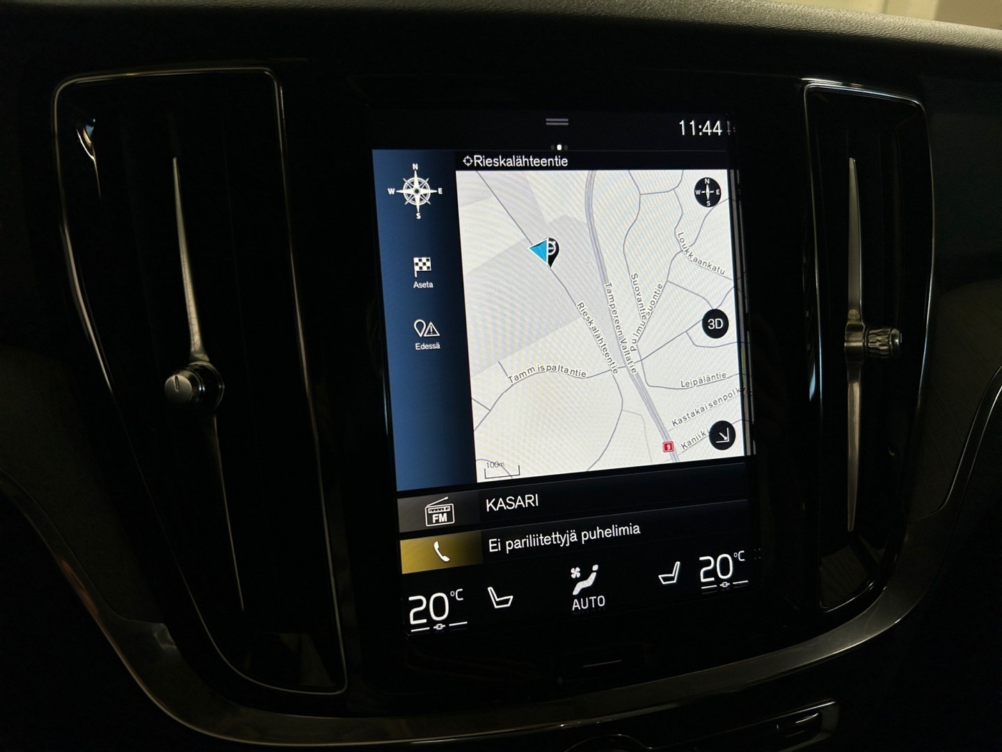 VOLVO V60 2021