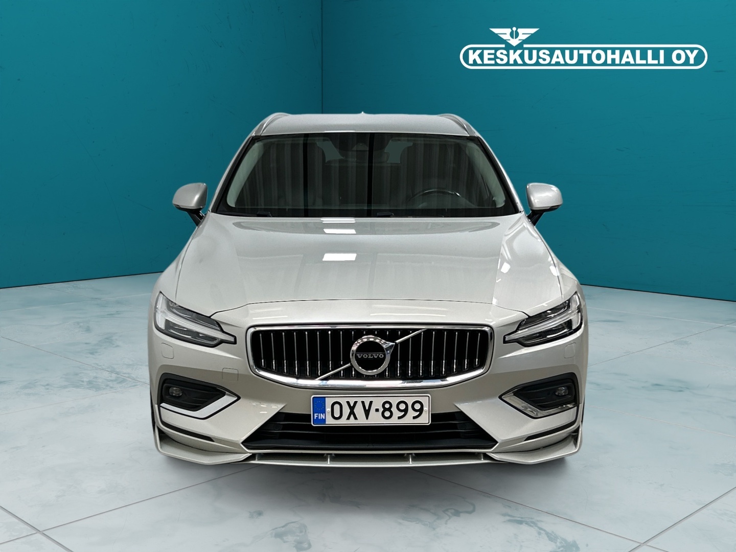VOLVO V60 2021