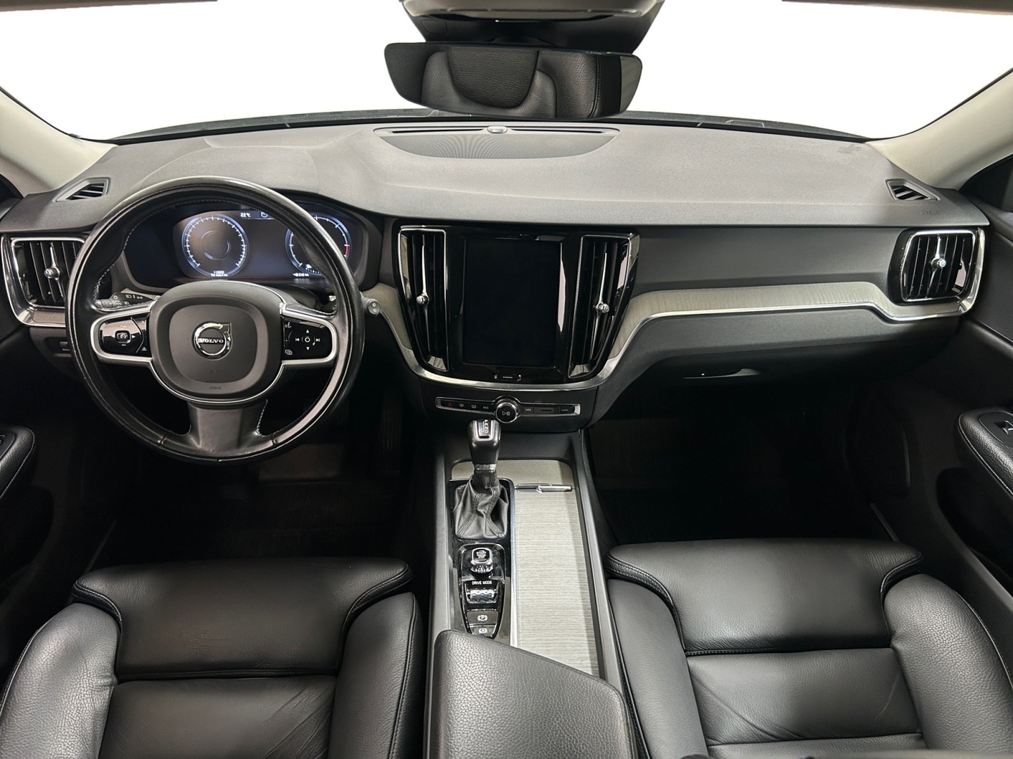VOLVO V60 2021