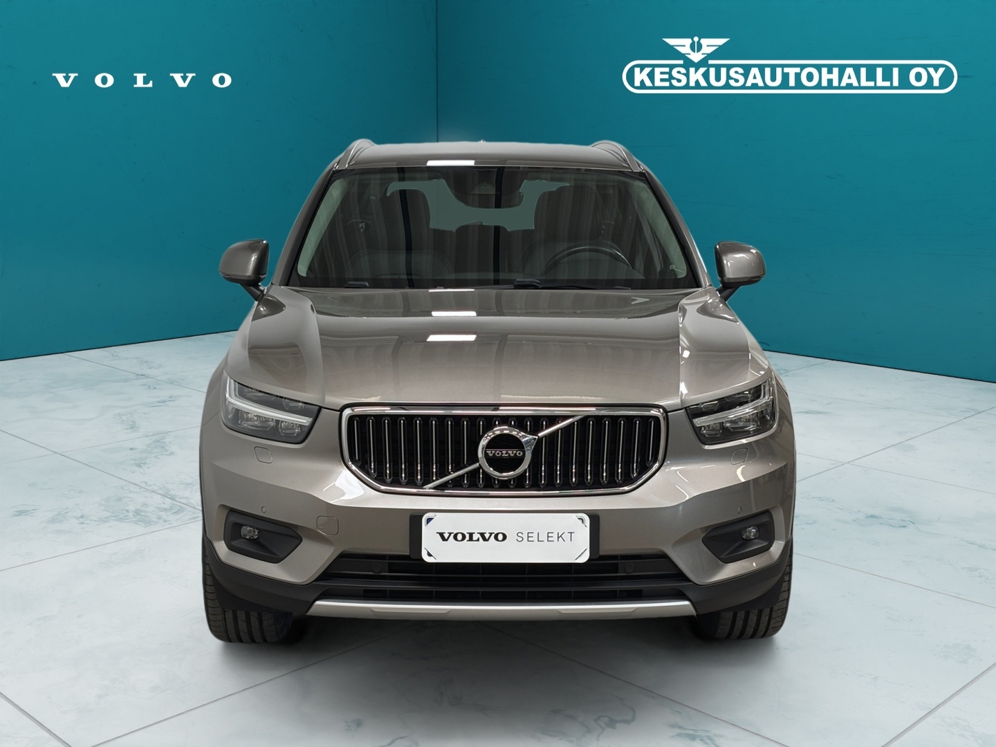 VOLVO XC40 2020