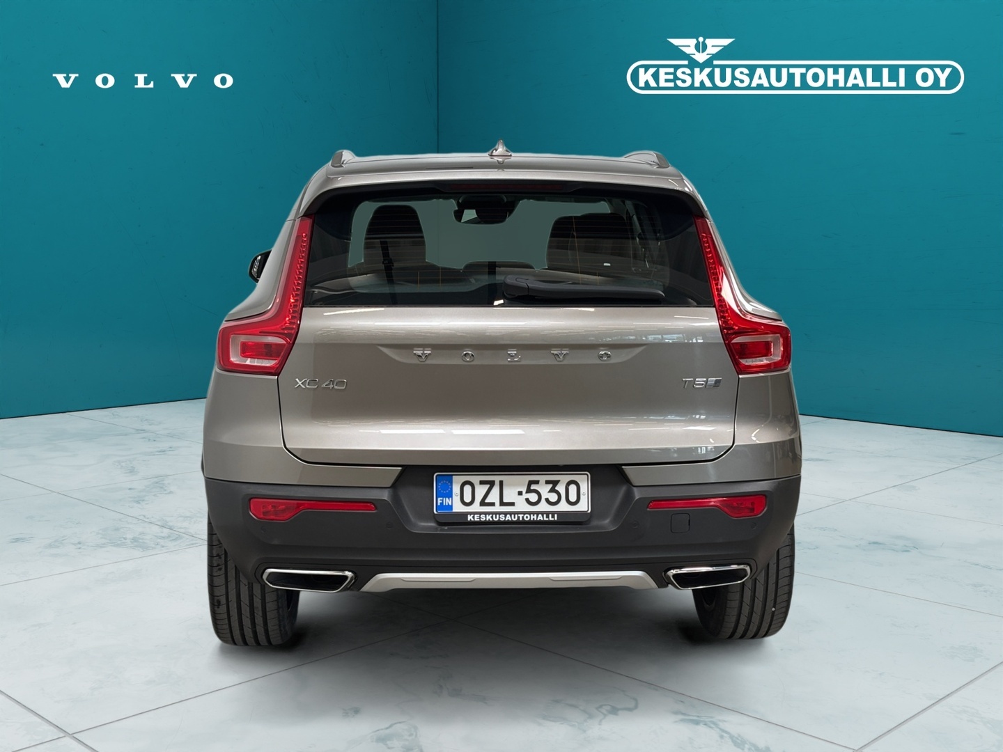 VOLVO XC40 2020