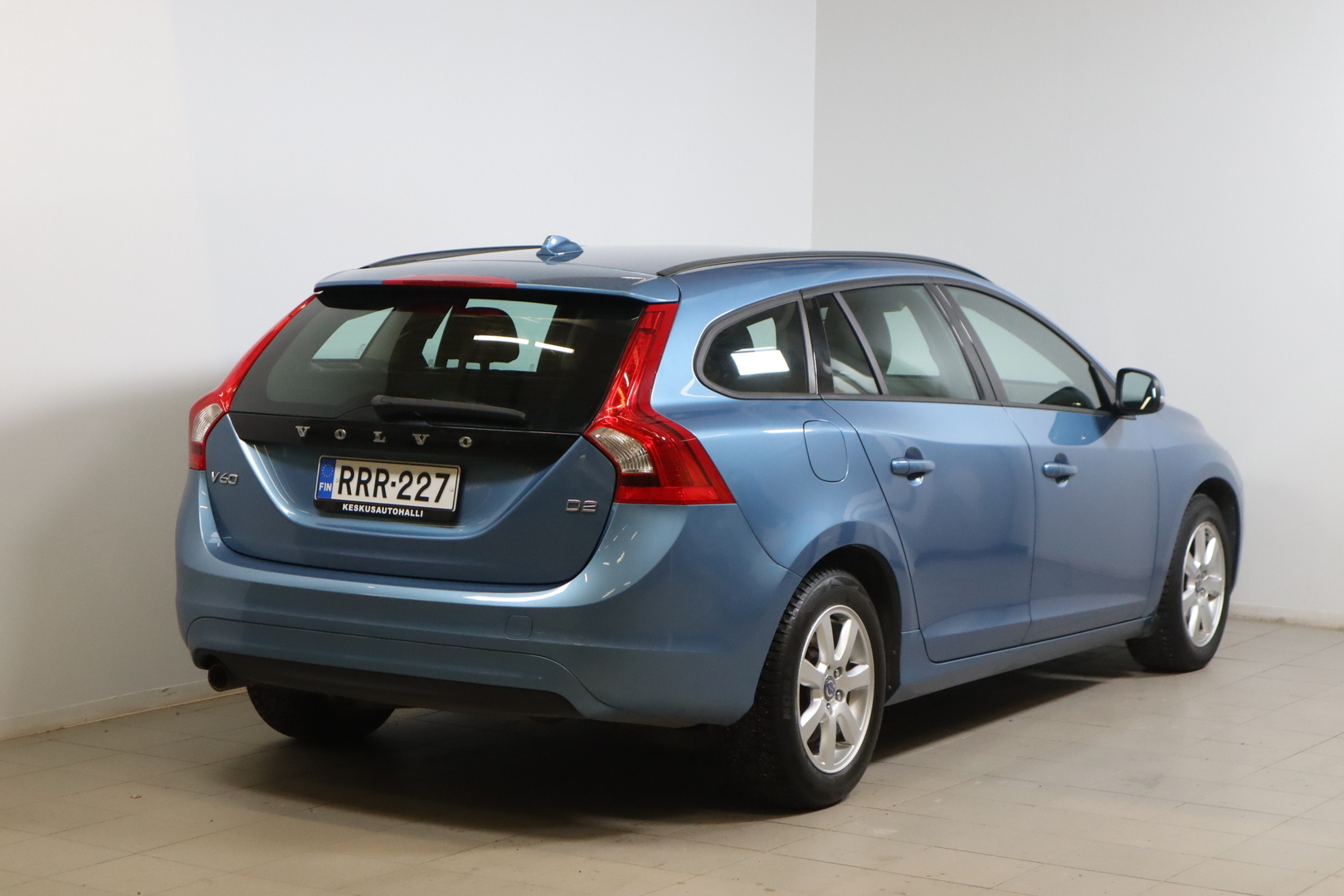 VOLVO V60 2014