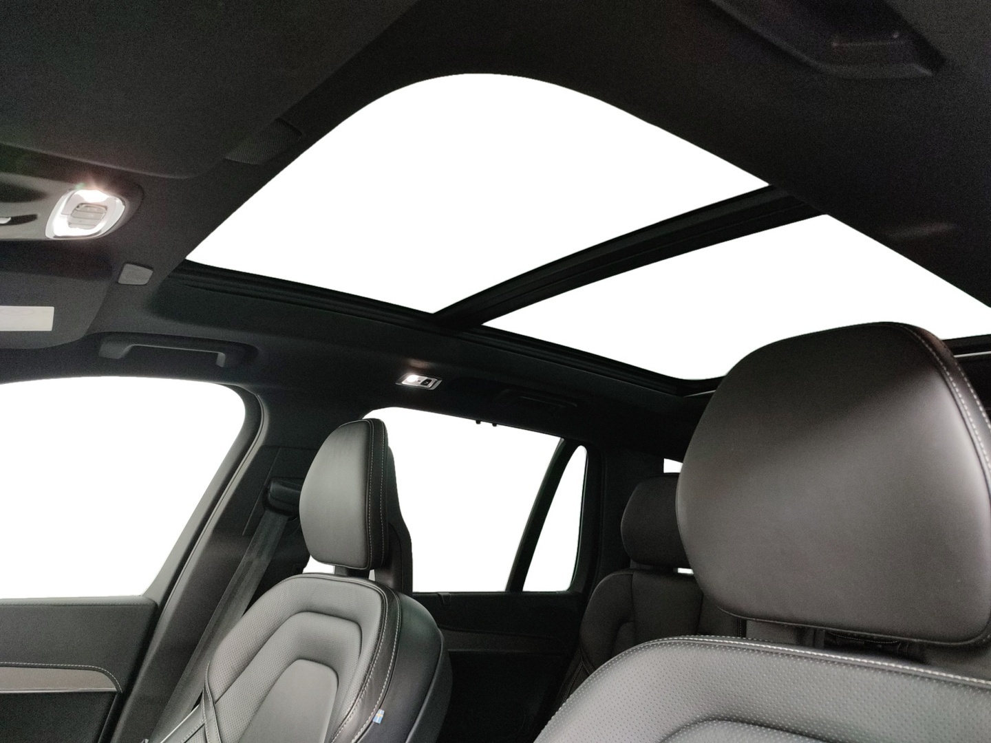 VOLVO XC90 2021