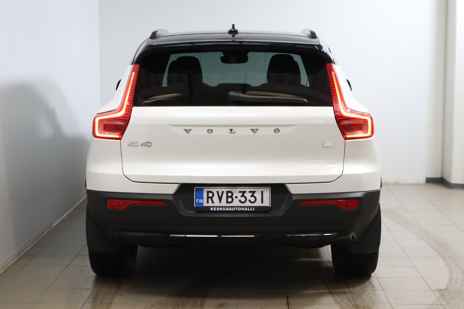 VOLVO XC40 2023