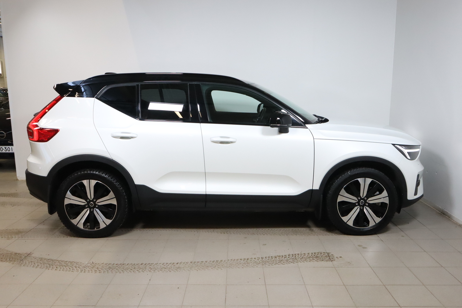 VOLVO XC40 2023
