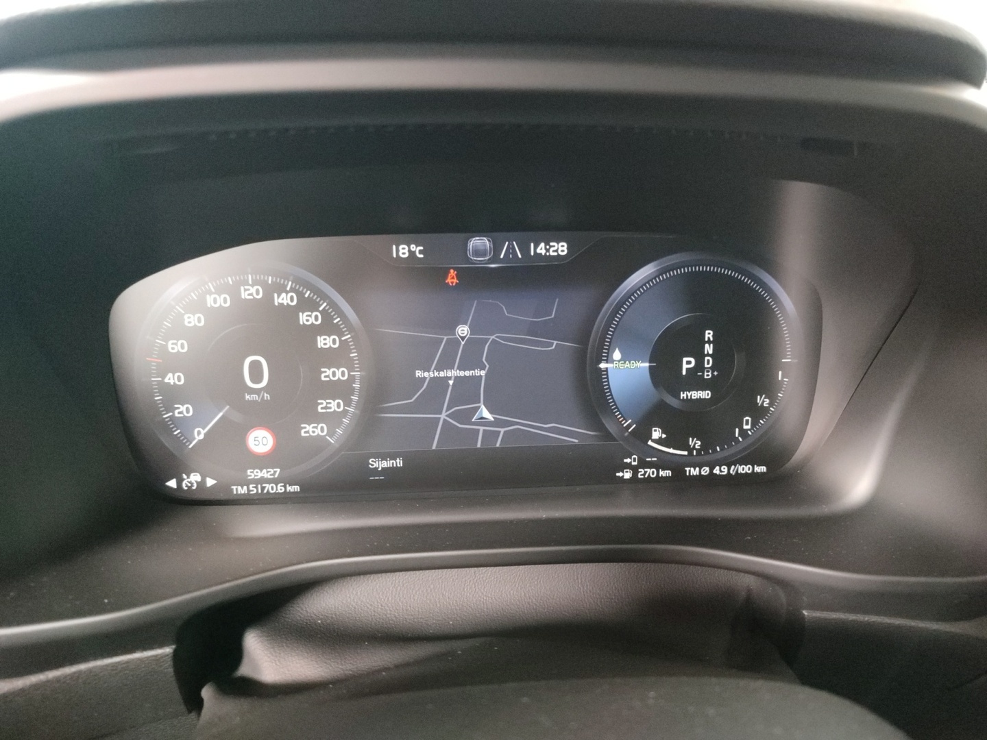 VOLVO XC40 2021