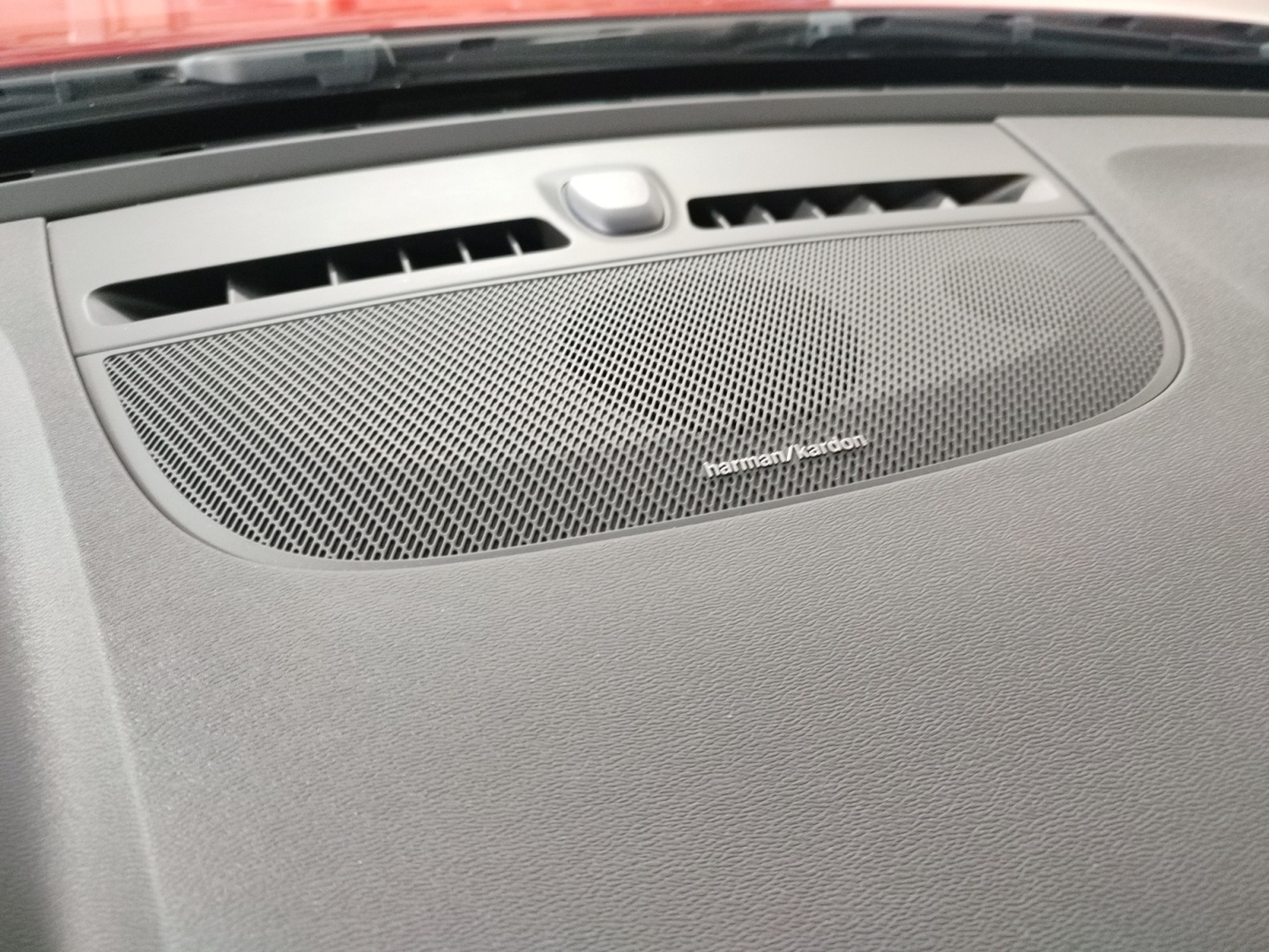 VOLVO XC40 2021