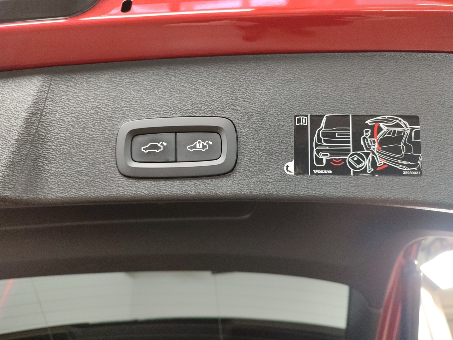VOLVO XC40 2021