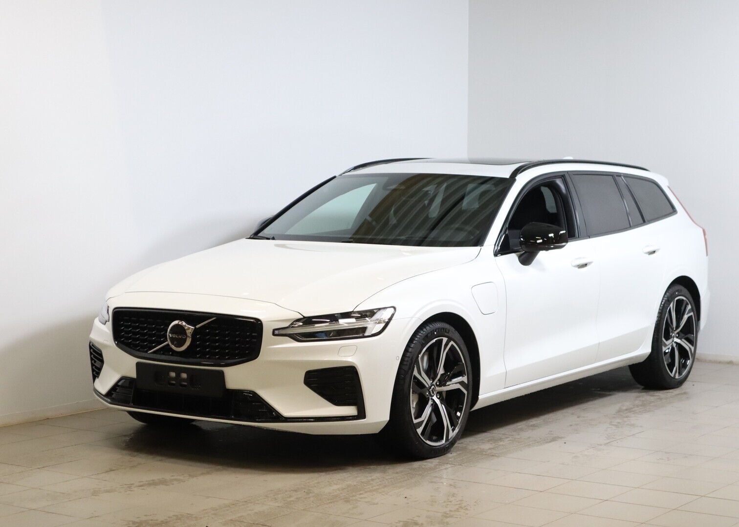 VOLVO V60 2026