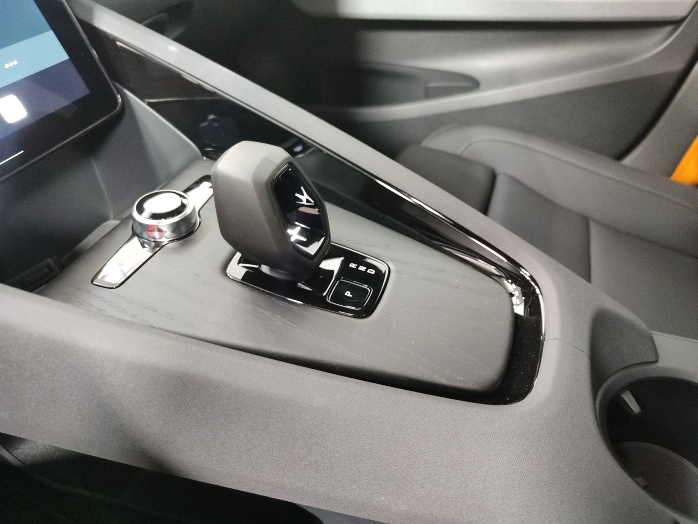 POLESTAR 2 2026