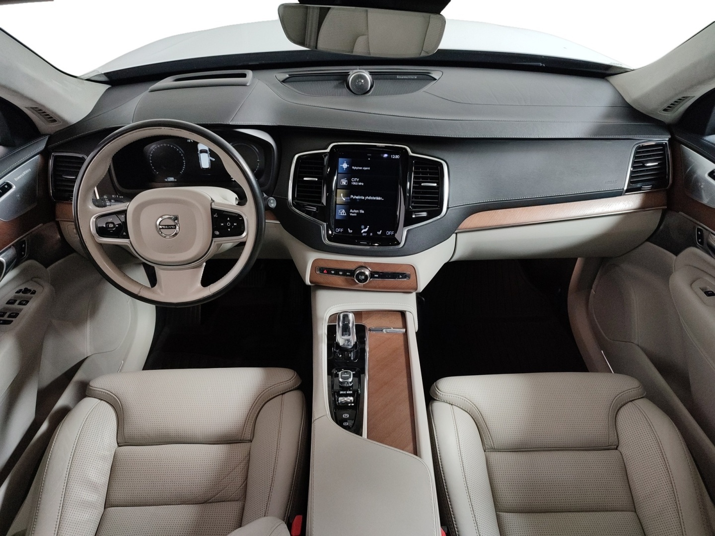 VOLVO XC90 2017