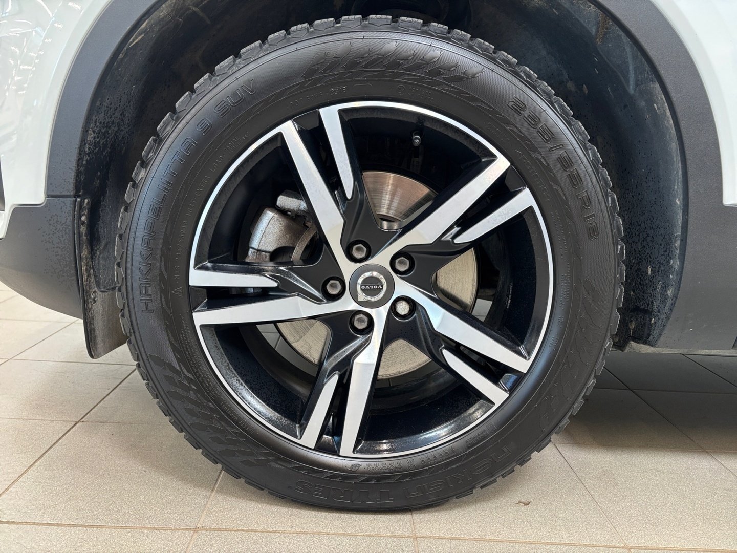VOLVO XC40 2019