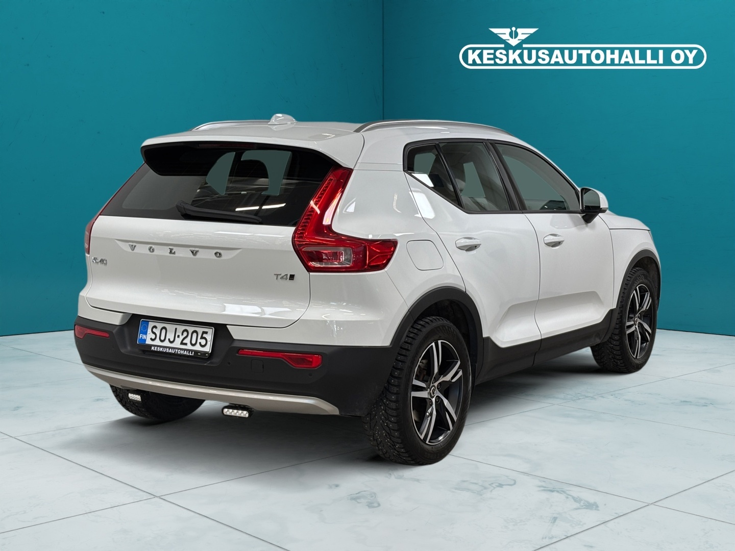 VOLVO XC40 2019