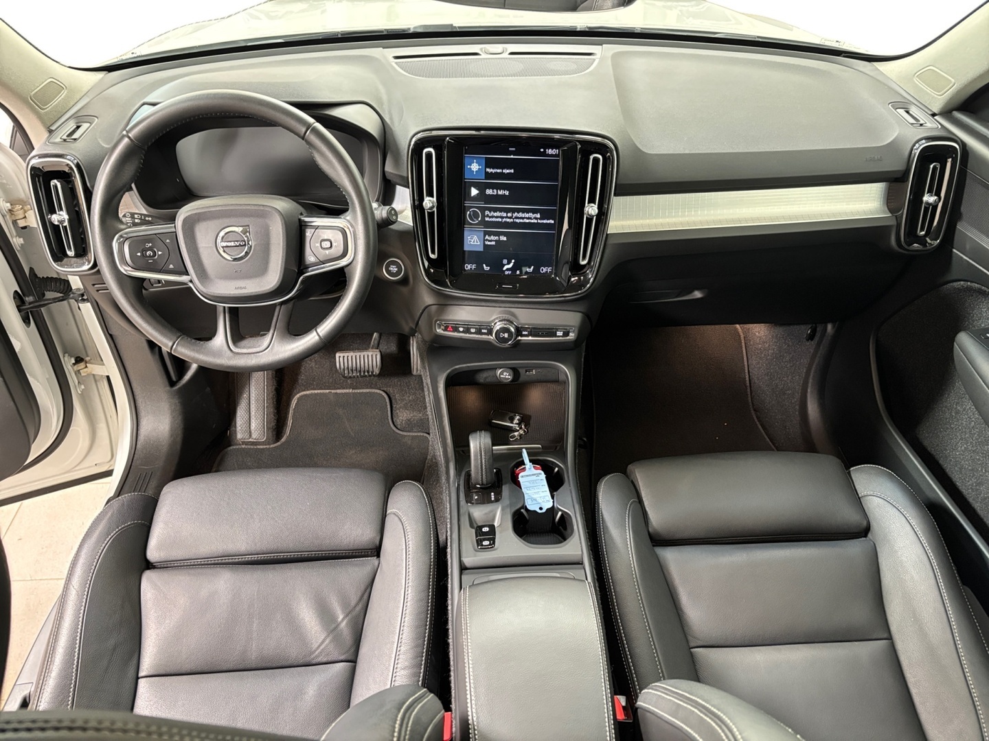 VOLVO XC40 2019