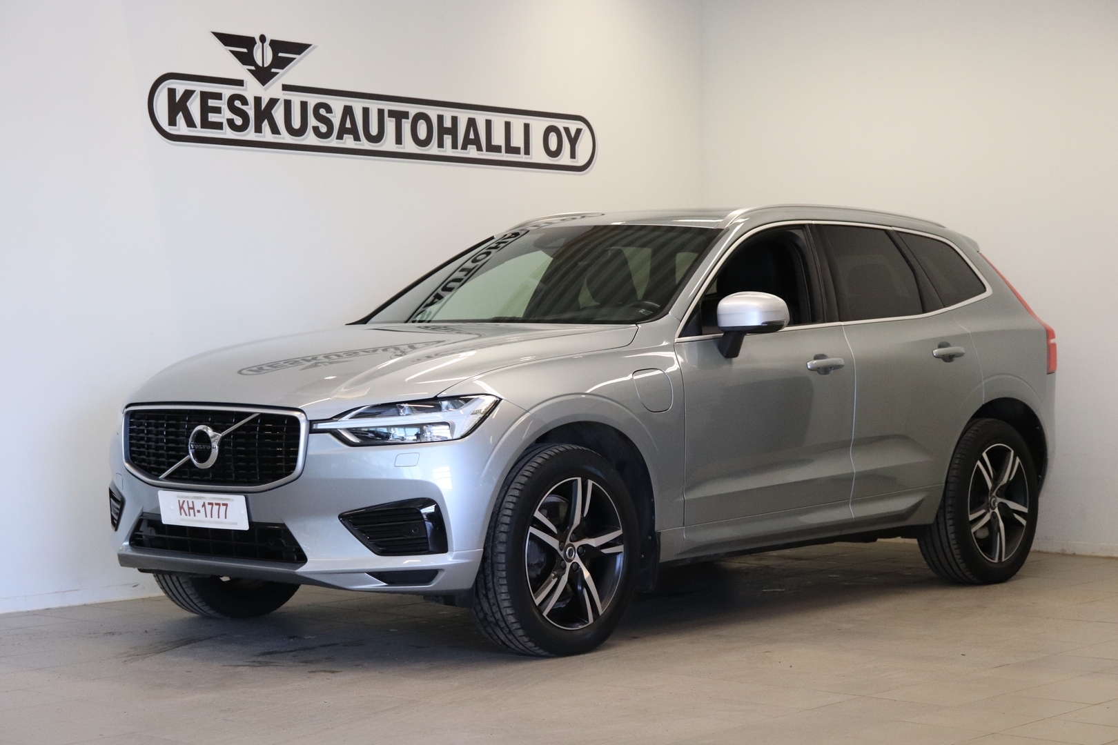 VOLVO XC60 2019