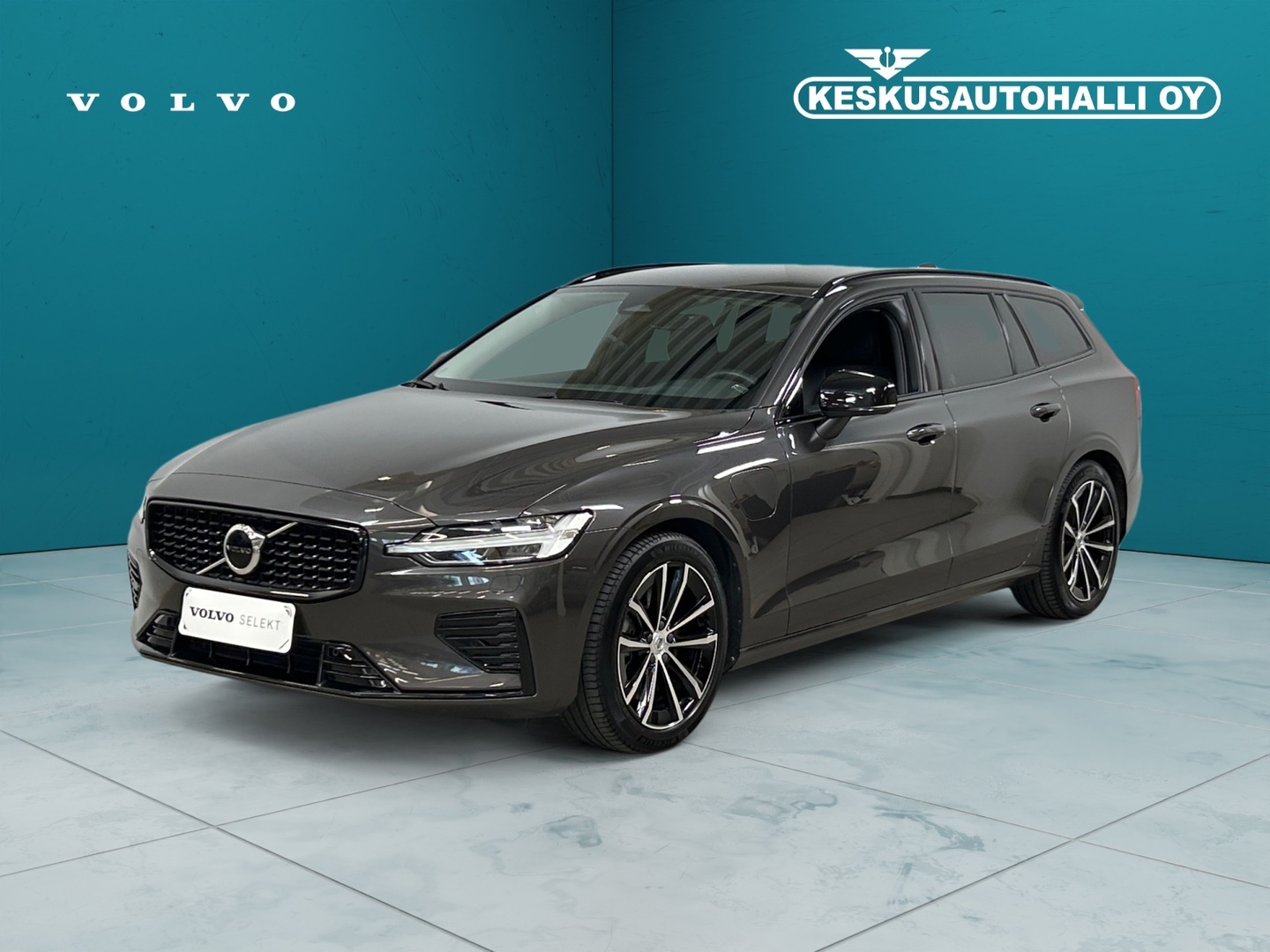 VOLVO V60 2024