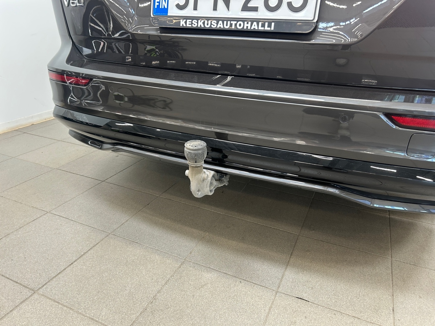 VOLVO V60 2024