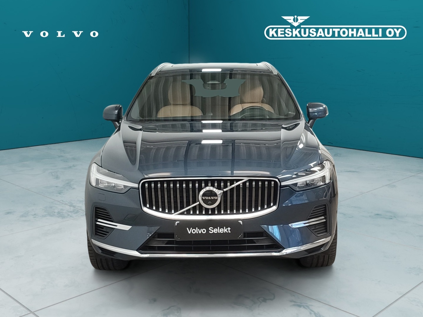 VOLVO XC60 2023