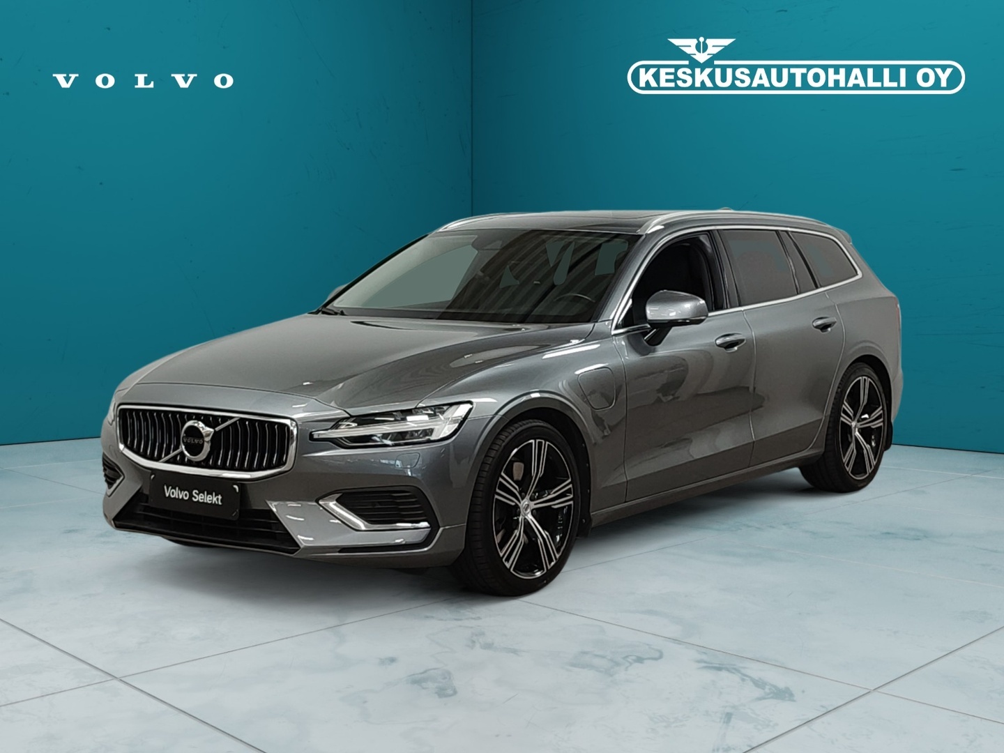 VOLVO V60 2021